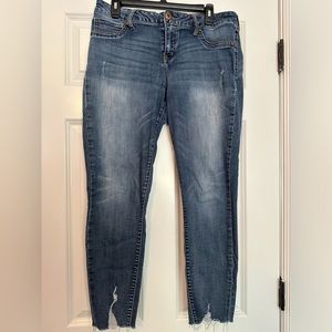Maurice’s Woman’s Distrssed Denim Jeans size Large Regular